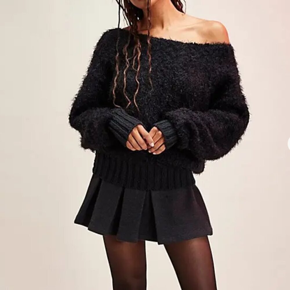 NWT Free People Carmen Pullover Sweater in Black